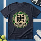 Padel Physik Gesellschaft Badge T-Shirt
